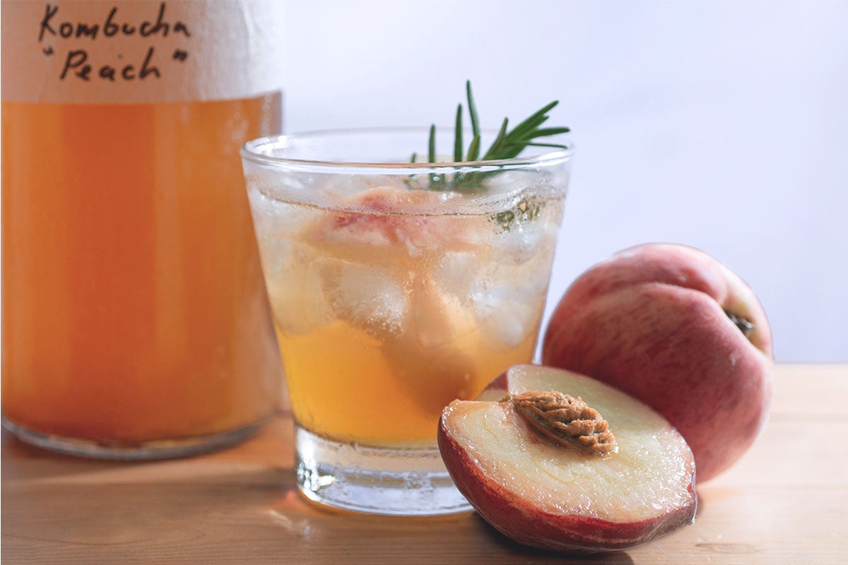 Peach kombucha