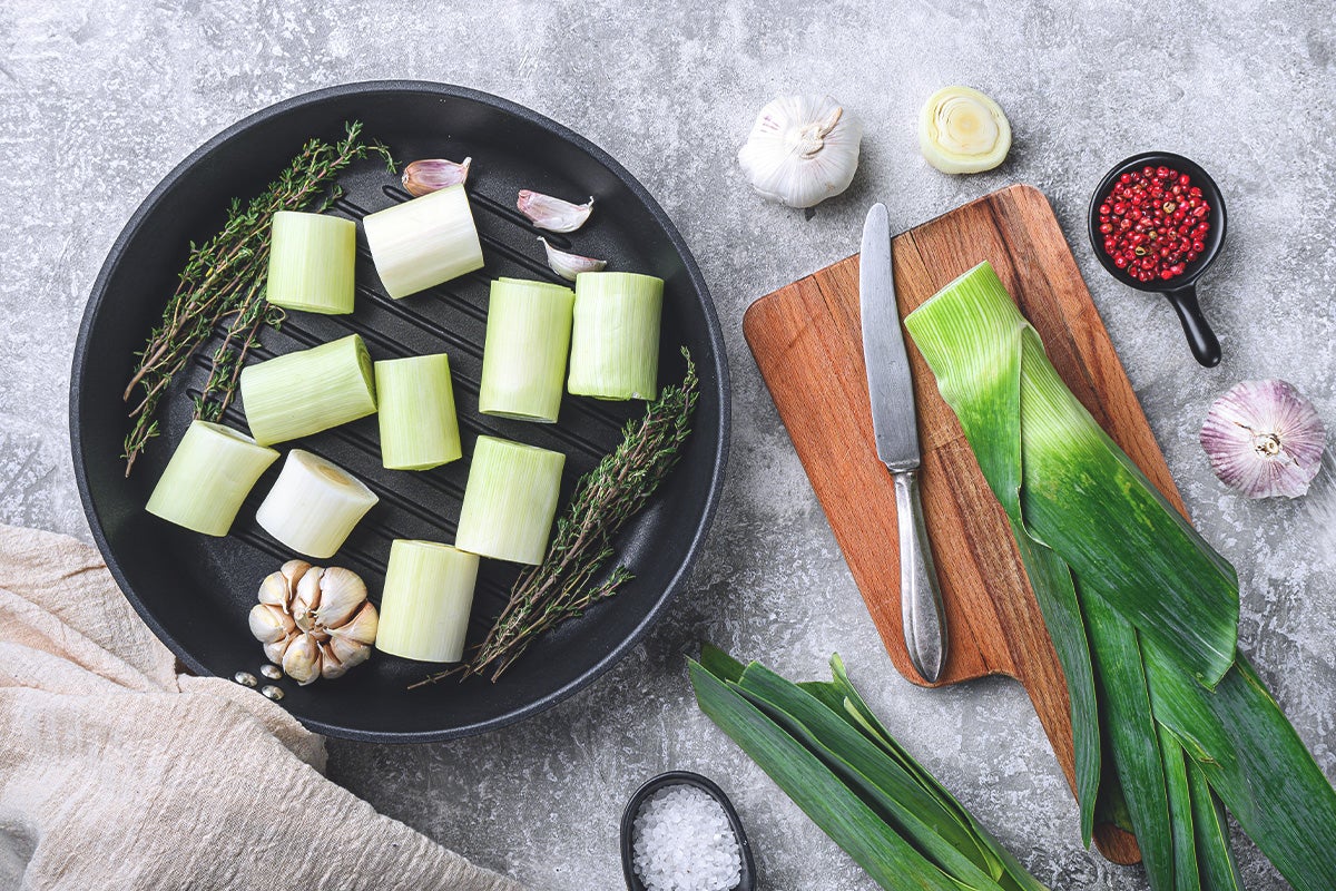 How to clean and cut leeks