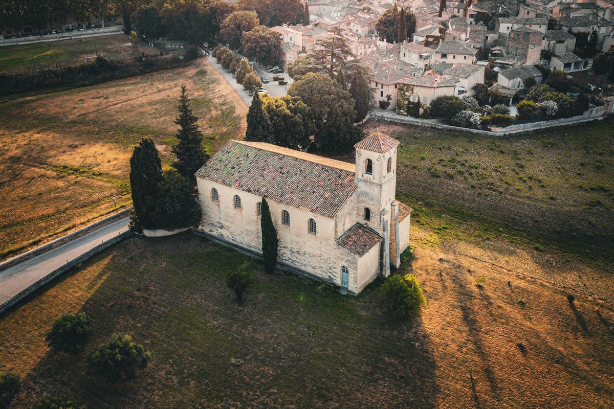 Loumarin village in Provence