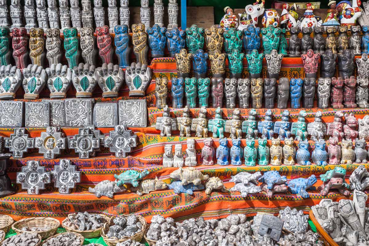 Mercado de las brujas in La Paz.