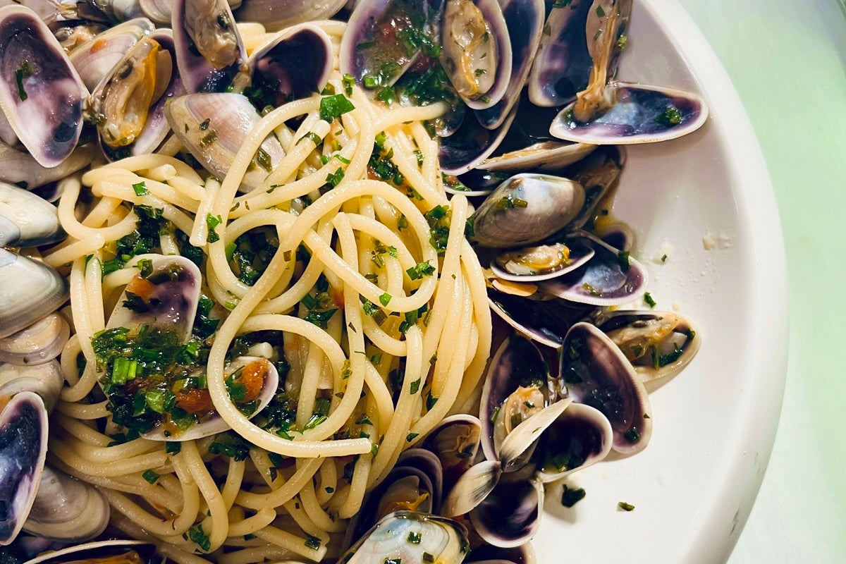 Spaghetti with telline at Chimera di Bacco, Trieste.