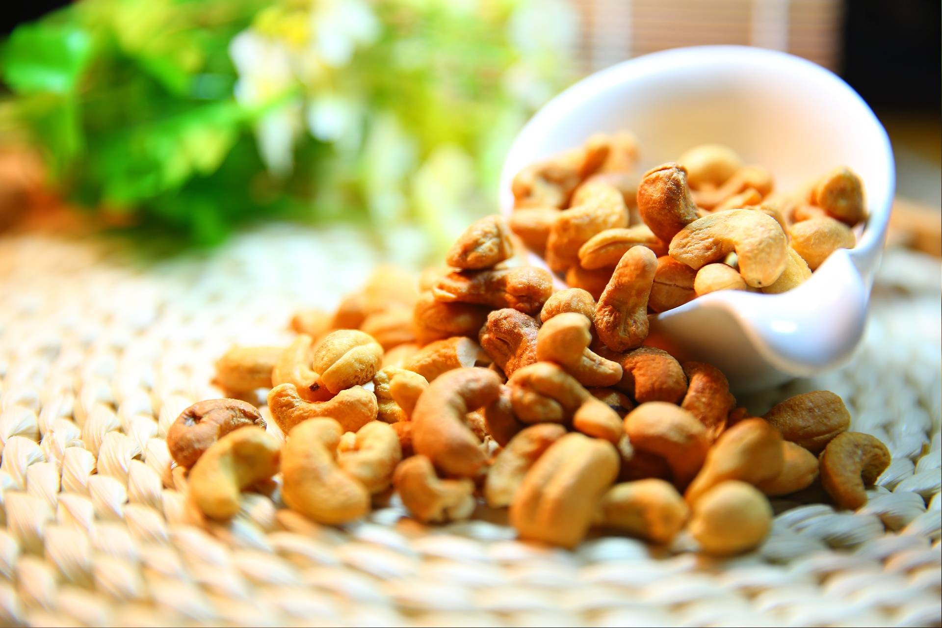 cashew nuts - pixabay