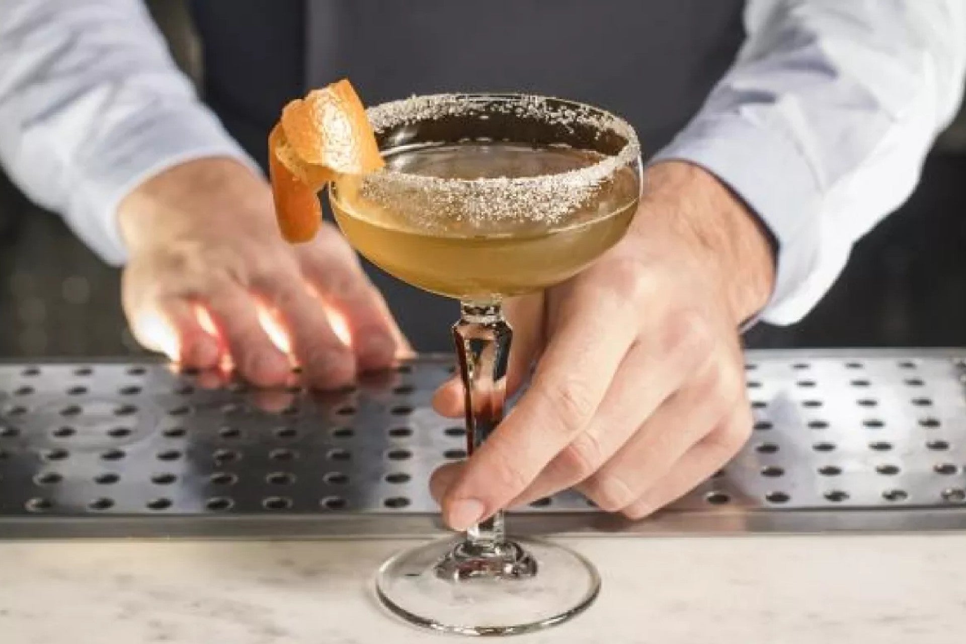 cointreau-cocktails-Finedininglovers-The-Sidecar