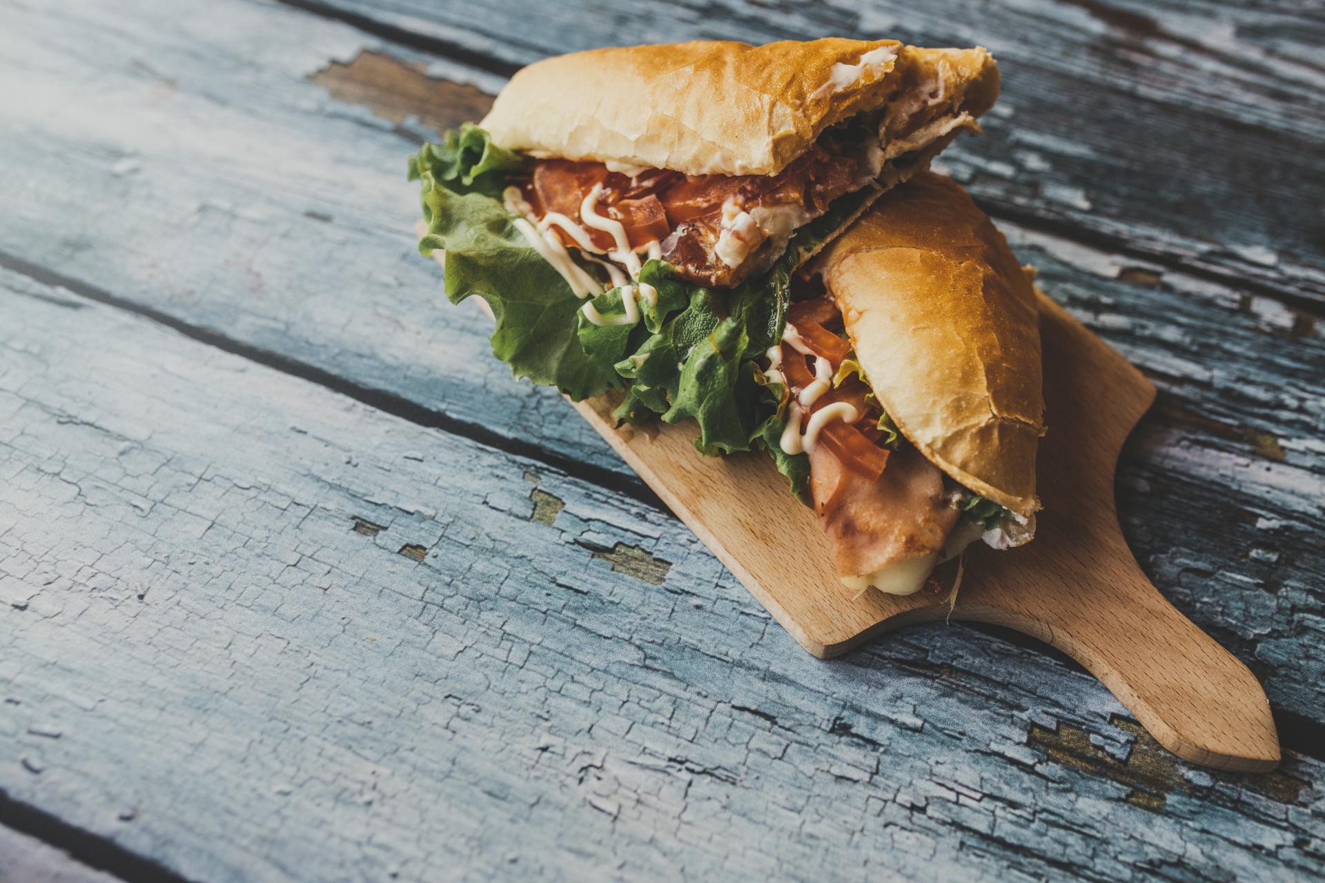 hoagie-sandwich