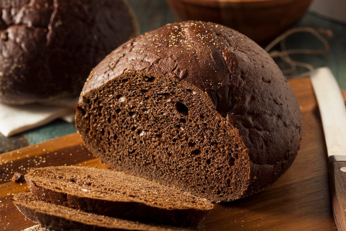 kinds-bread-pumpernickel
