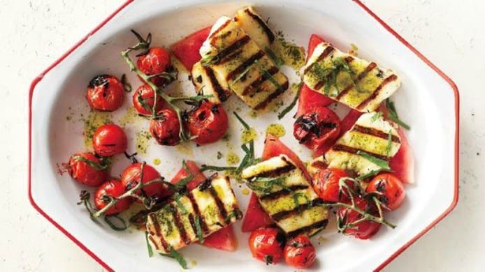 halloumi salad halloumi salad