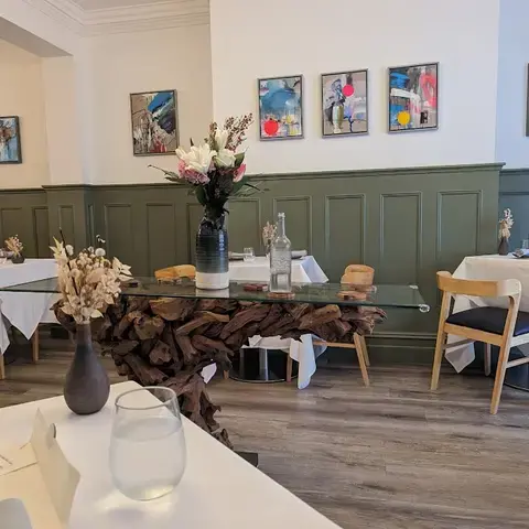 Aven Restaurant