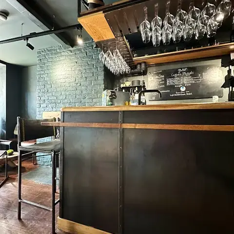 Gwen Restaurant and Wine Bar