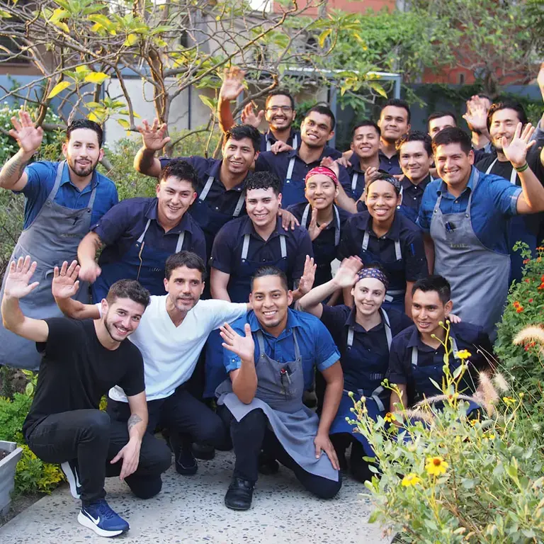 Nelson Freitas with the Central and Kjolle teams.