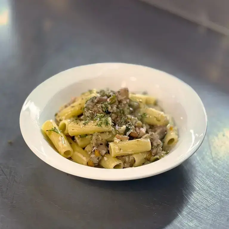 Tortiglioni with farmyard ragù.
