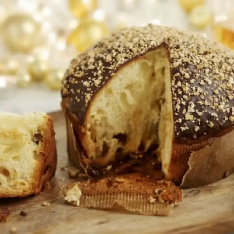 8 Christmas Dessert Recipes With a Taste of Italy