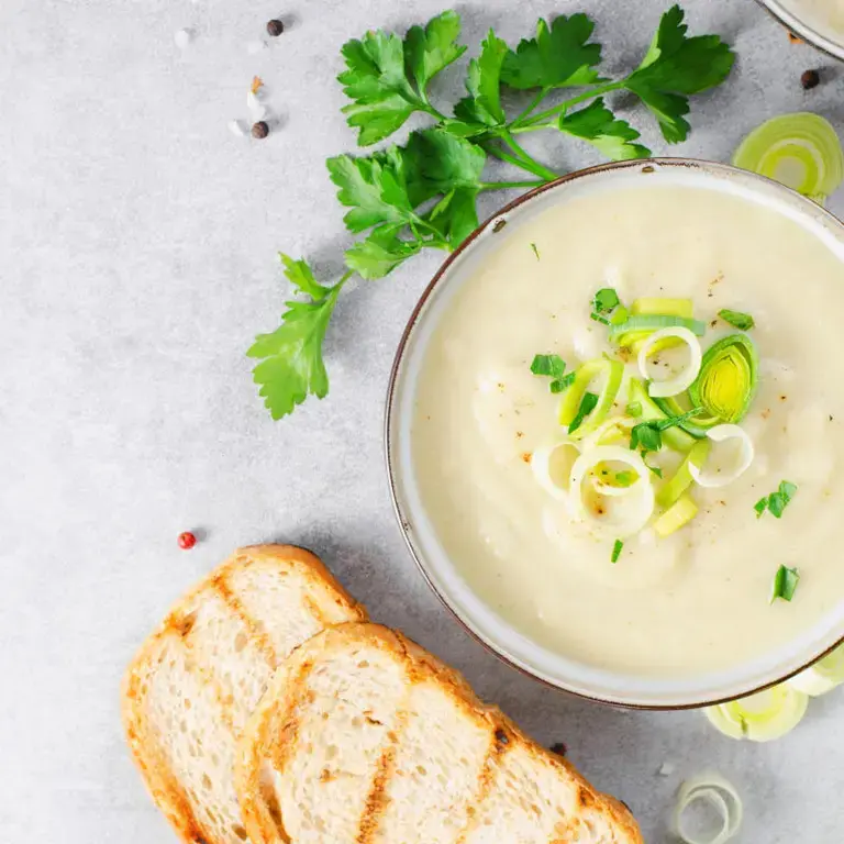 chowder vs soup - Fine Dining Lovers