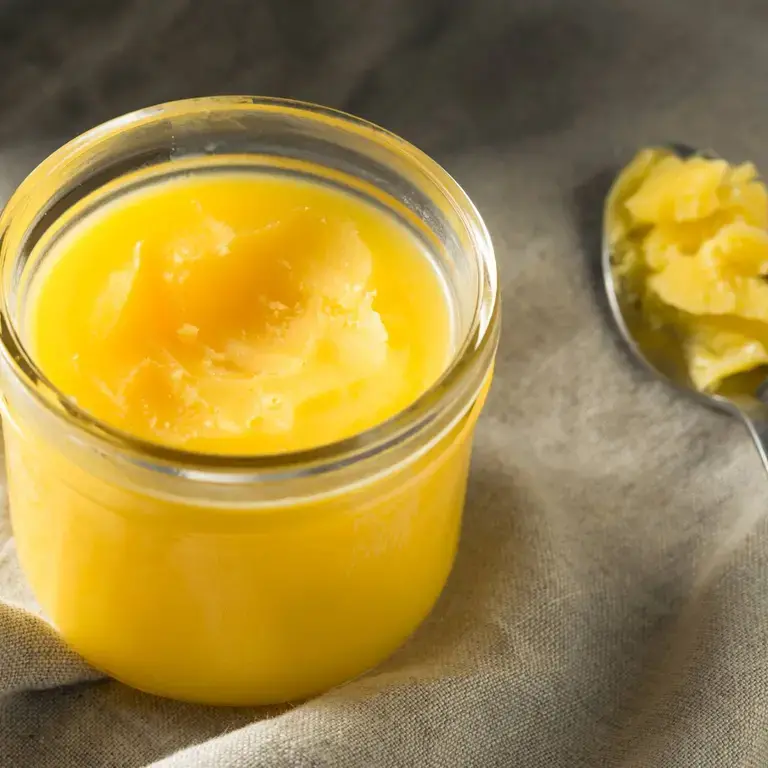 homemade clarified butter ©iStock