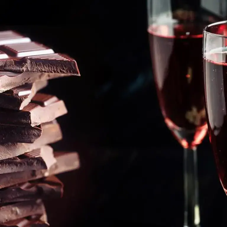 Which drinks pair well with Chocolate?
