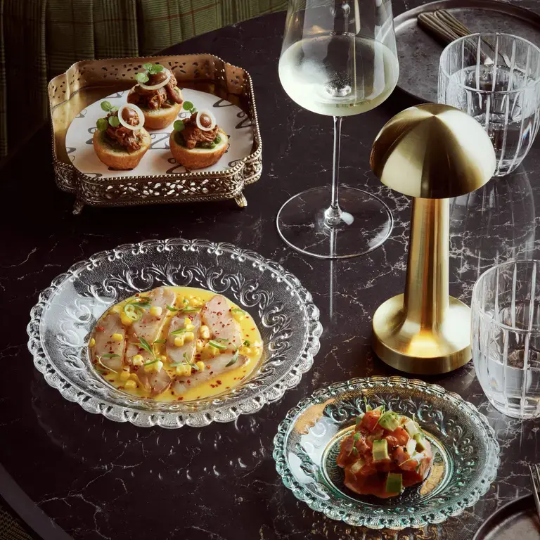 Oxtail vetkoek, Guajillo chilli cured yellowtail &amp; Salmon ceviche_Zioux