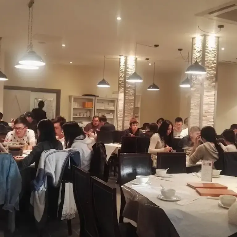 BBQ Chinese Restaurant &amp; Mr. Hong Noodles