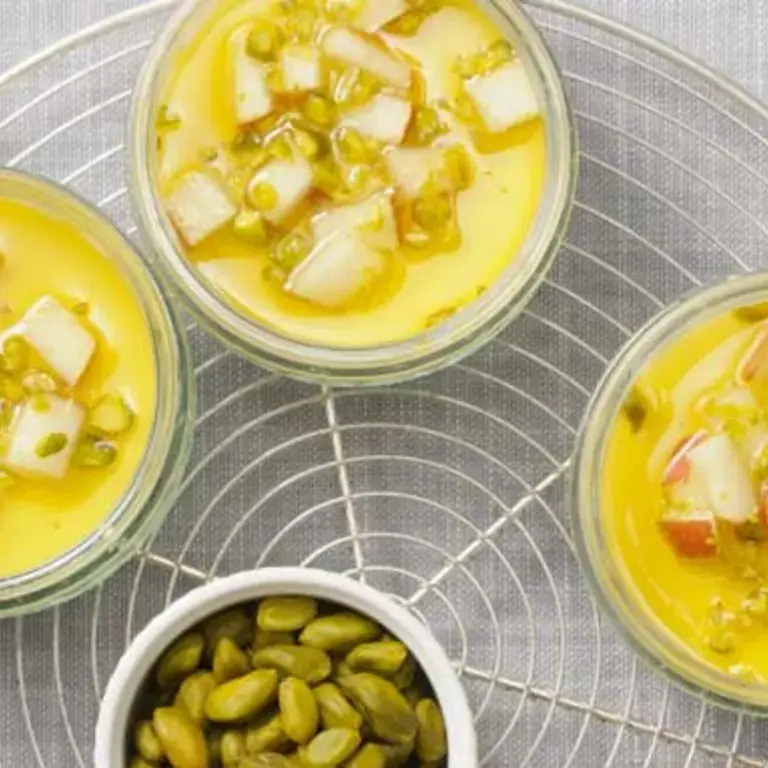 Vegan Panna Cotta with Almond Milk and Pears Vegan Panna Cotta with Almond Milk and Pears