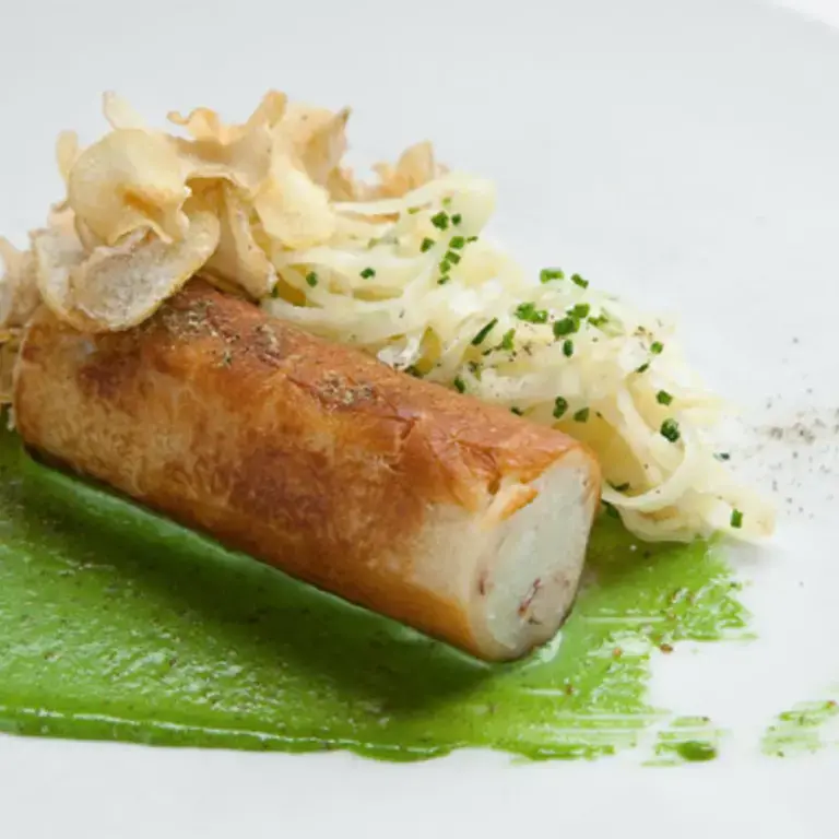 Crab Roll, Salt ‘N Vinegar Chips, Celery Mayonnaise Crab Roll, Salt ‘N Vinegar Chips, Celery Mayonnaise