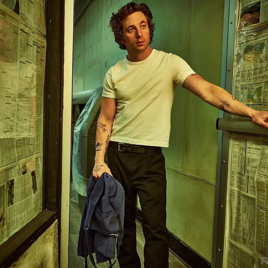 Jeremy Allen White in The Bear.