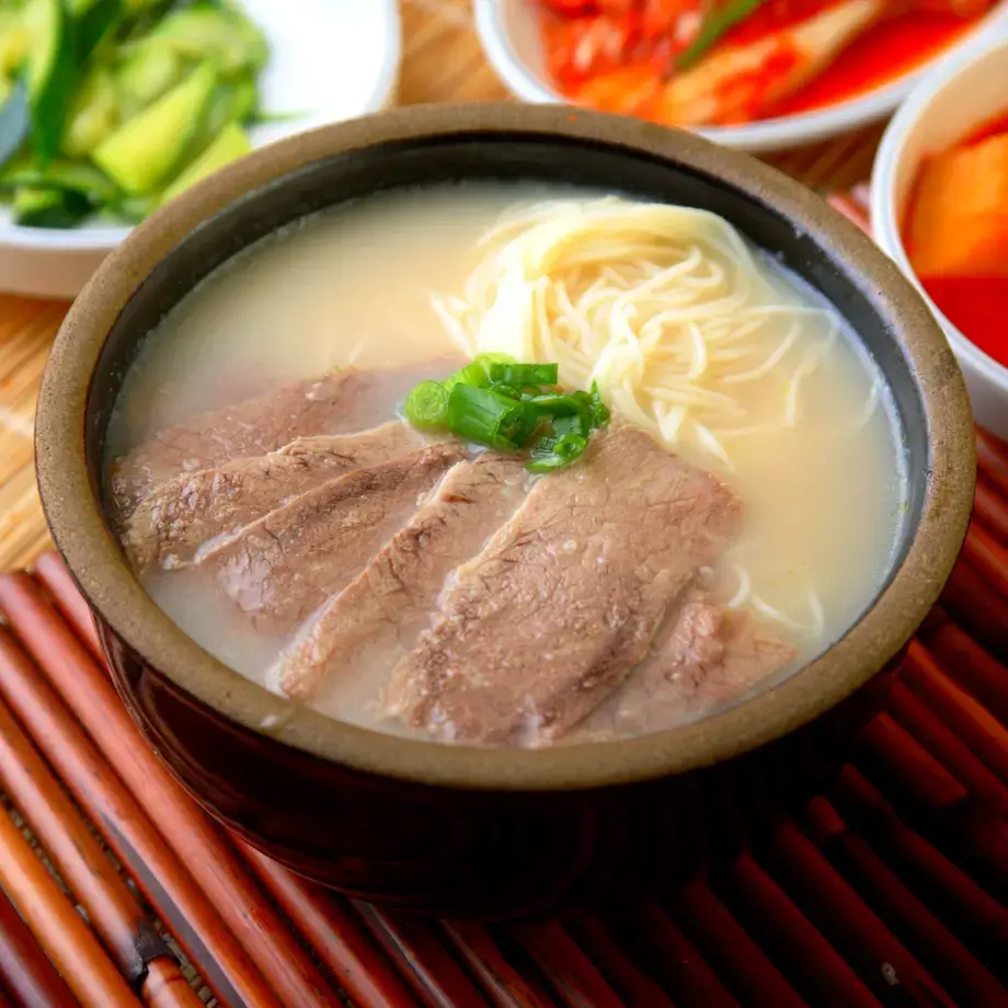 Seolleongtang Korean soup.