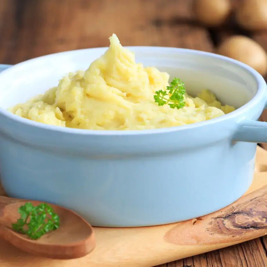 A pot of mashed potato.