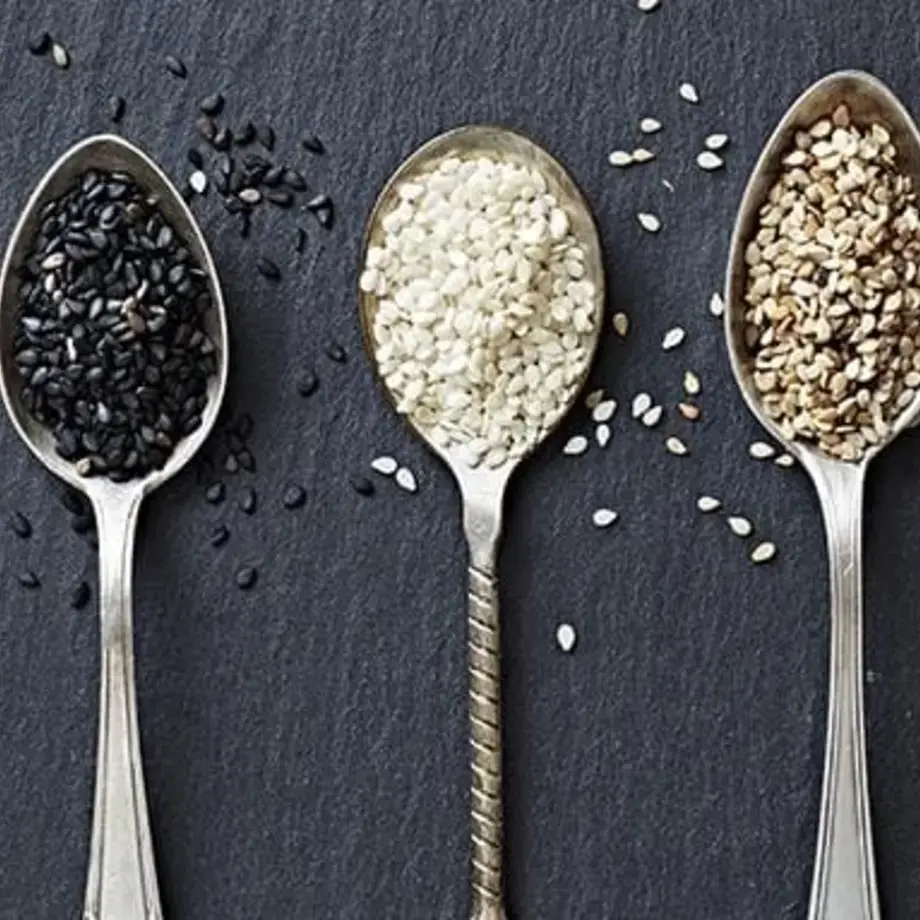 Healthy Seeds to Eat: 7 Ideas to Store in the Kitchen