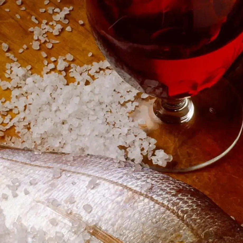 5 Red Wines to Enjoy with Seafood