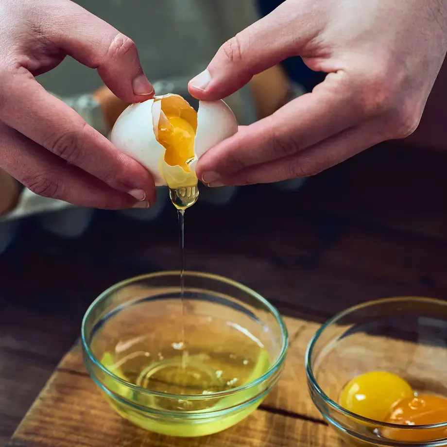 Cooking with white eggs leftovers