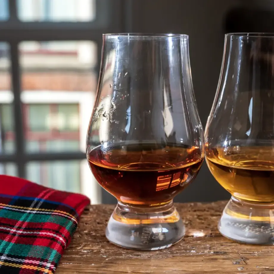 scotch-vs-whiskey