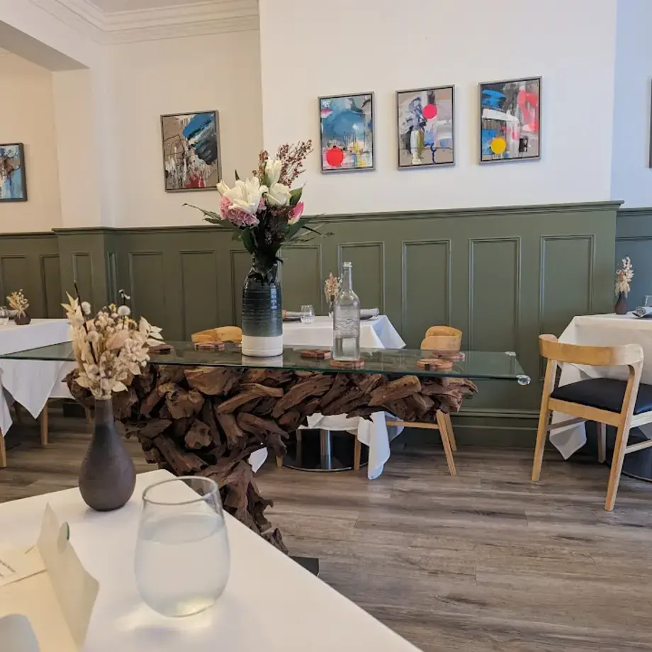 Aven Restaurant