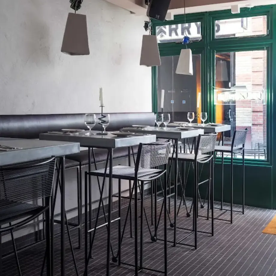 Bar Crispin