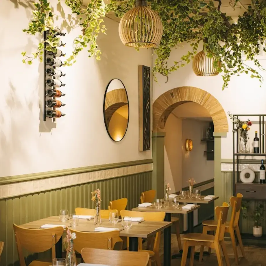Giulia Restaurant