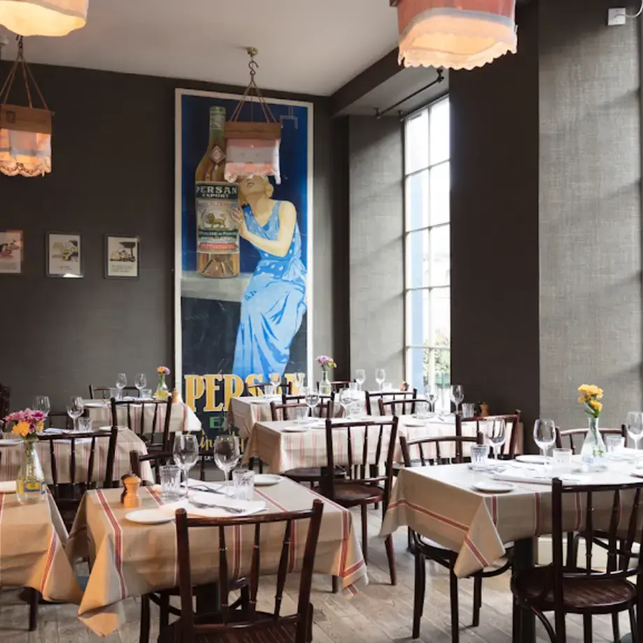 L'Escargot Bleu Restaurant and Wine Bar