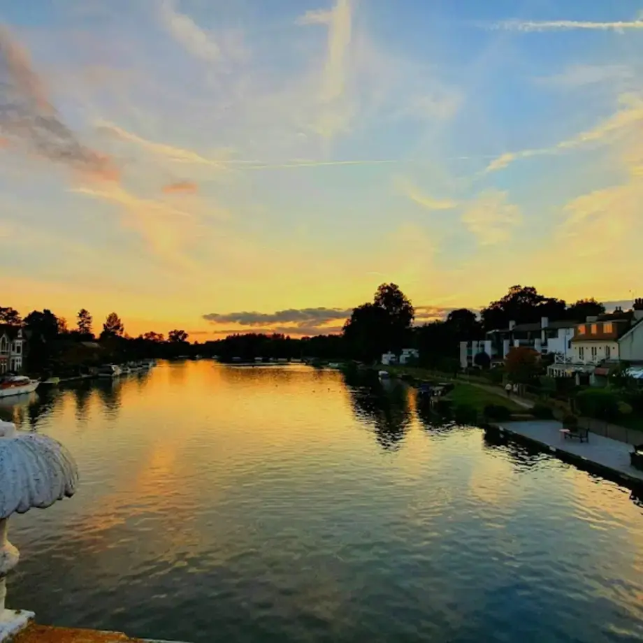 Marlow Marlow