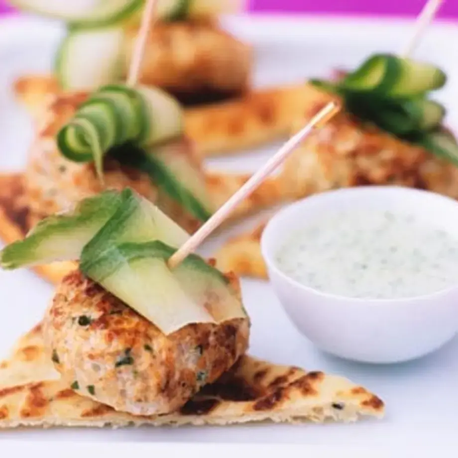 Chicken Tikka Patties with Yoghurt Mint Sauce Chicken Tikka Patties with Yoghurt Mint Sauce