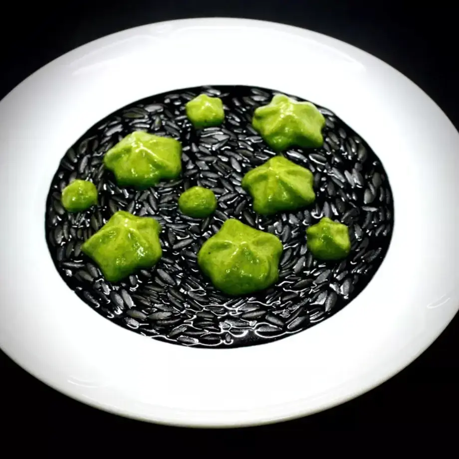 Risone, black seabed, parsley, and Oyster Gin by Valentina Rizzo