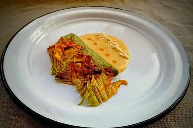 Chanchamito de La Villa recipe by Eliodoro Xicum Coba final dish