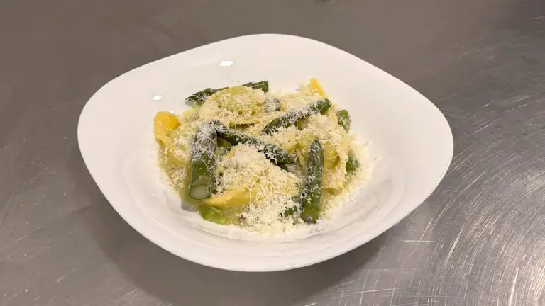 Tortelloni plated