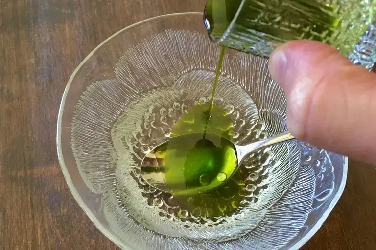 Lemon thyme oil