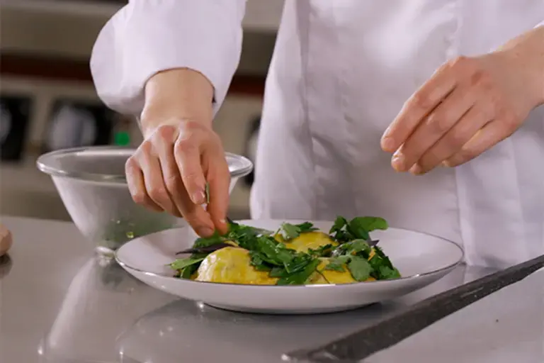 Plating the empanadas