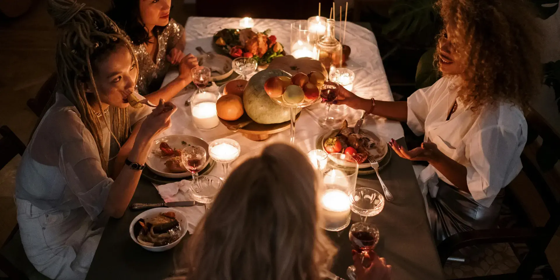 Friend dining at home