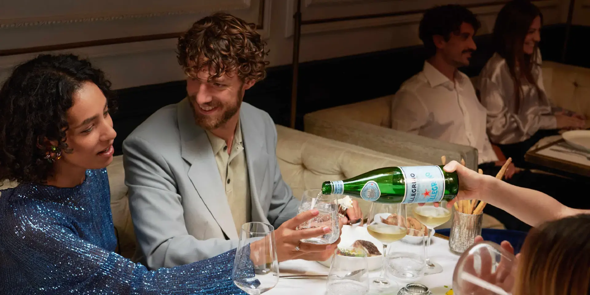 Friend dining at the restaurant S.Pellegrino Campaign