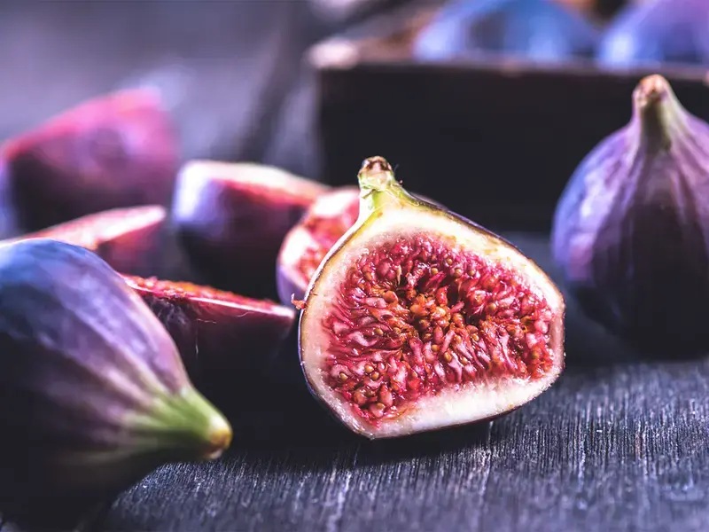 An open fig.