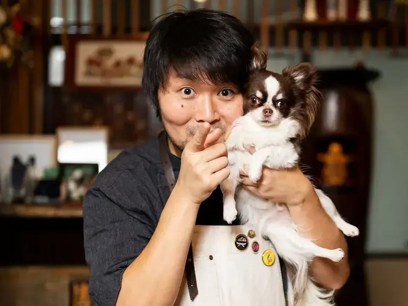 Chef Zaiyu Hasegawa and his dog