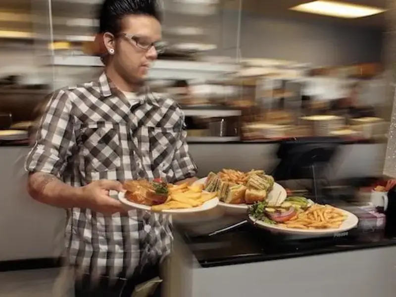 Original_12444_waiter-stress