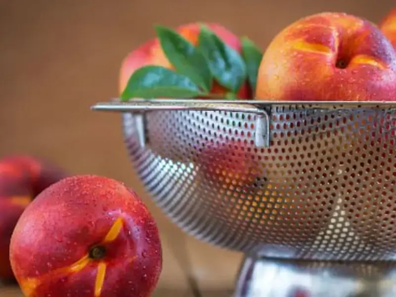 When To Use A Colander, Strainer or Chinois