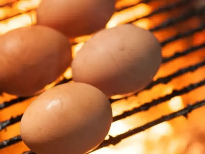 How to Make Grilled Eggs on the BBQ