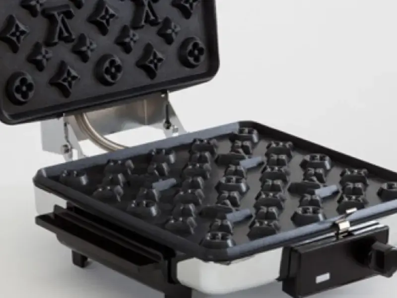 Original_2338_louisvuitton-wafflemaker