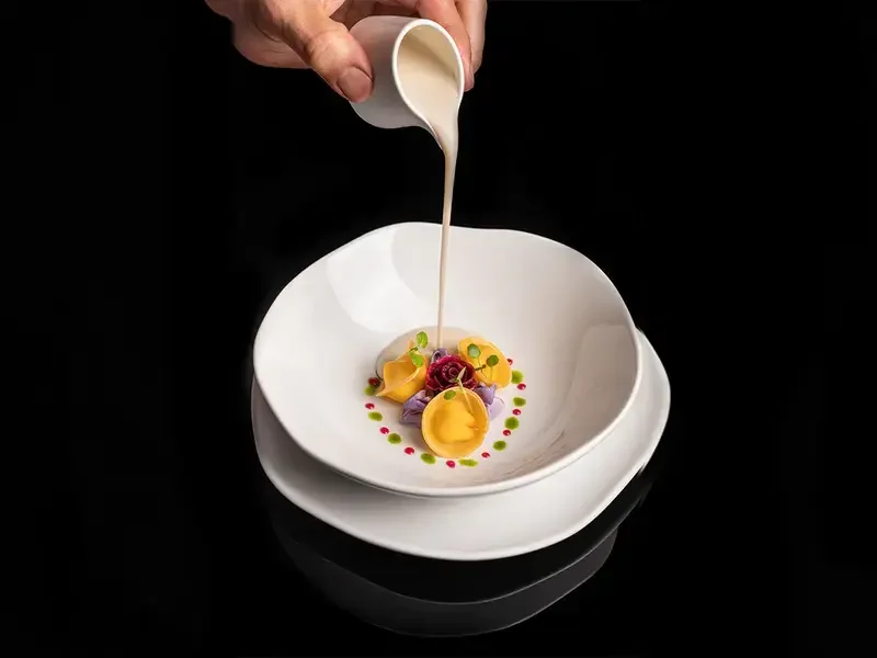 Tortellini, Gorgonzola dolce, pandhra rassa at Trèsind Studio.