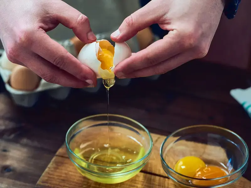 Cooking with white eggs leftovers